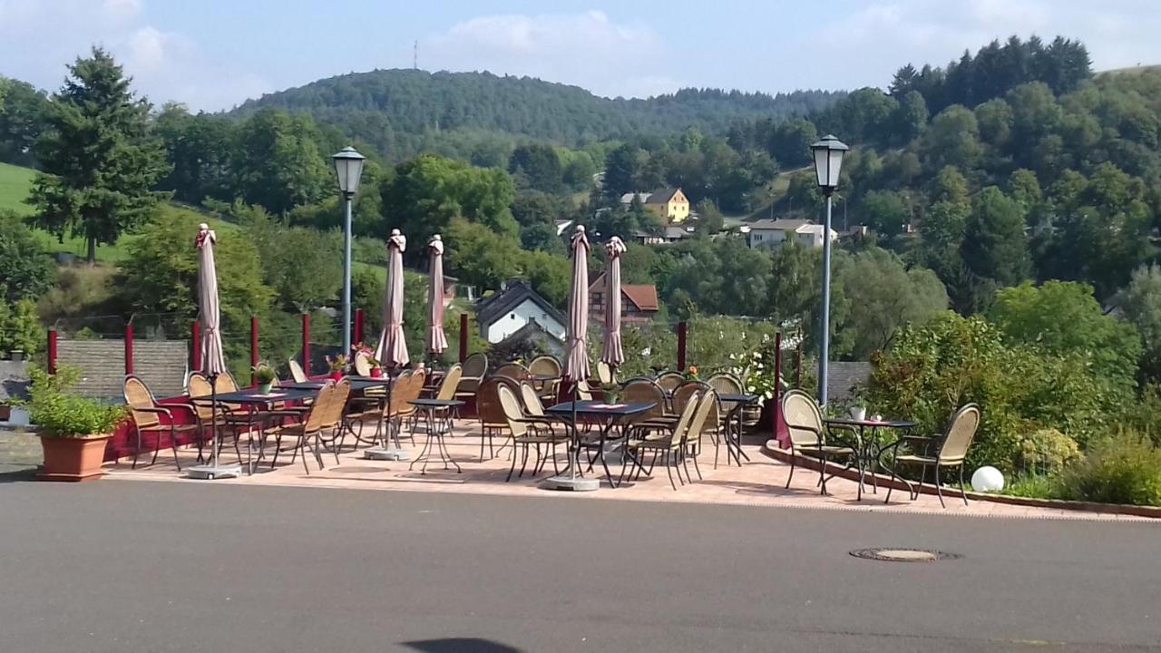 Hotel Restaurant Berghof Daun Eksteriør billede