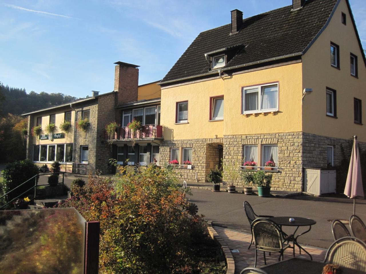 Hotel Restaurant Berghof Daun Eksteriør billede